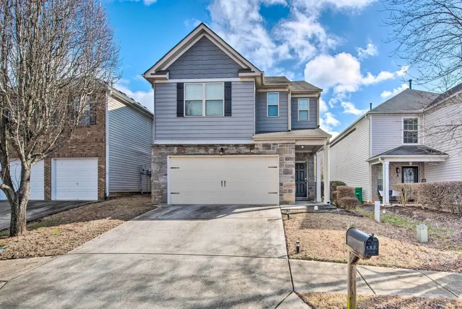 Suburban Atlanta Vacation Home ~ 3 Mi to Airport!