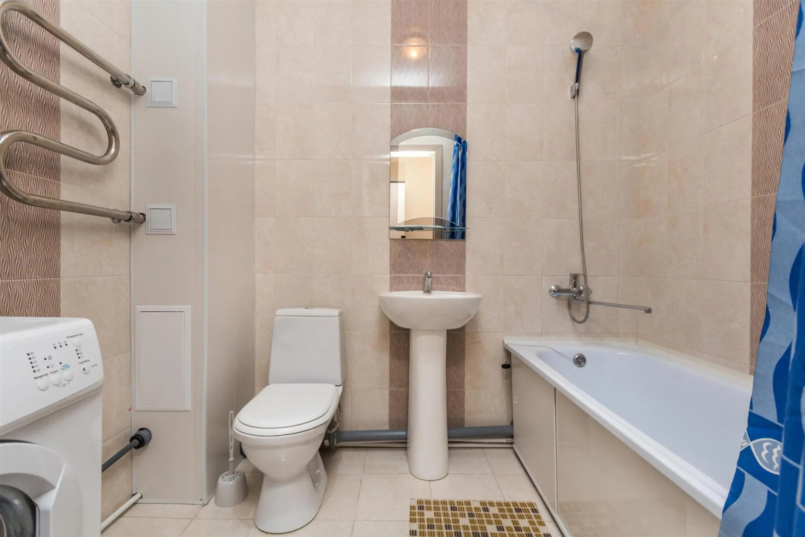 Central Park (Централ Парк) на проезде Геологоразведчиков