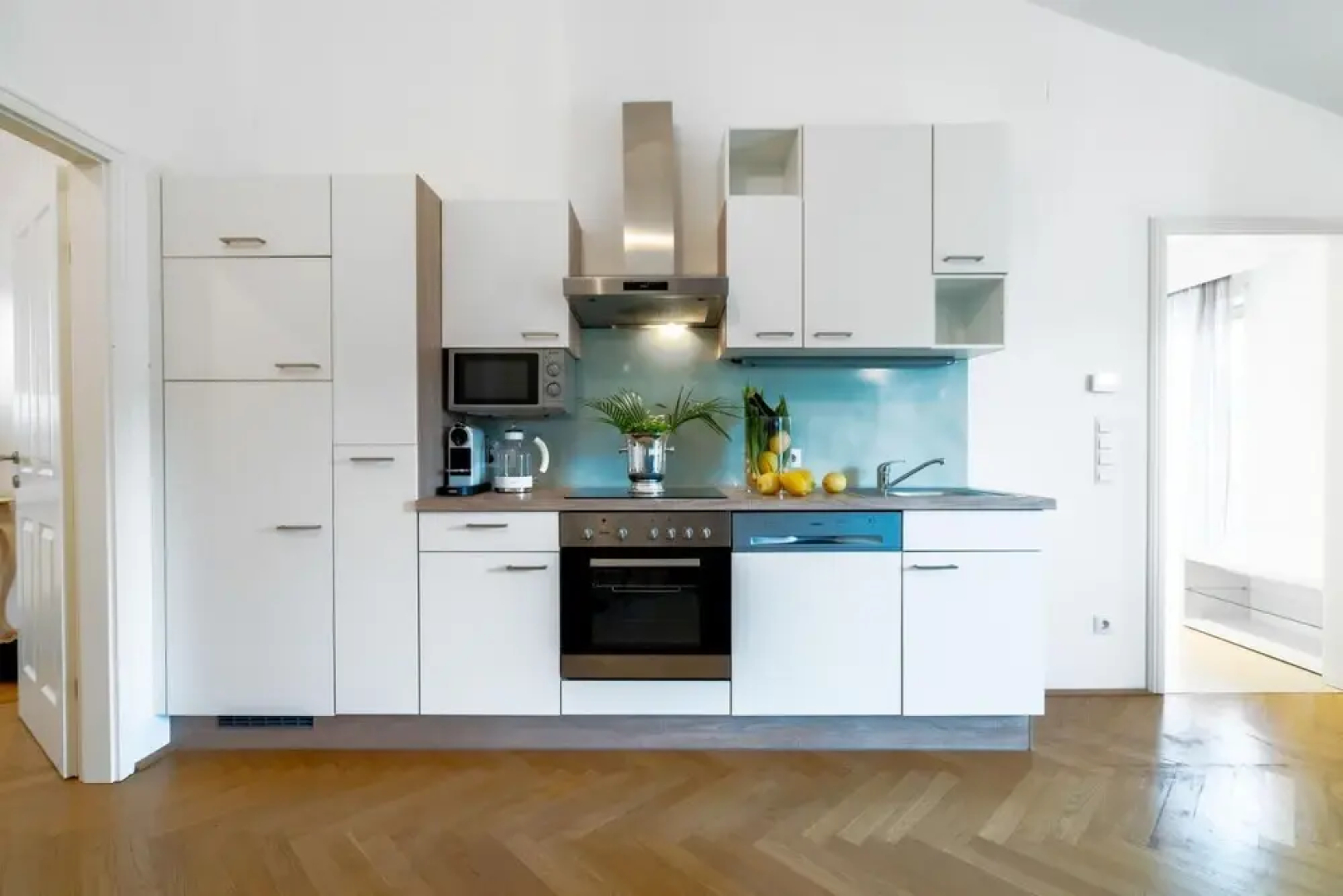 Top Floor Apartment With Terrace King Bed Air Conditioning in Krems City