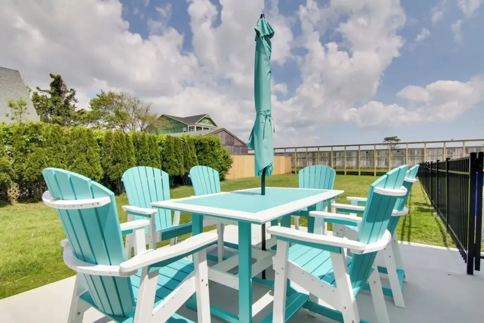 1 Mi to Beach: Fenwick Island Home w/ Boat Ramp