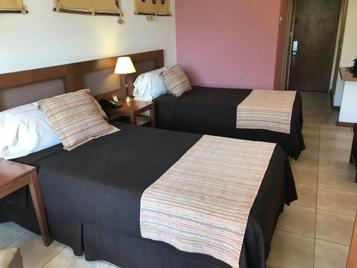 Raices Esturion Hotel