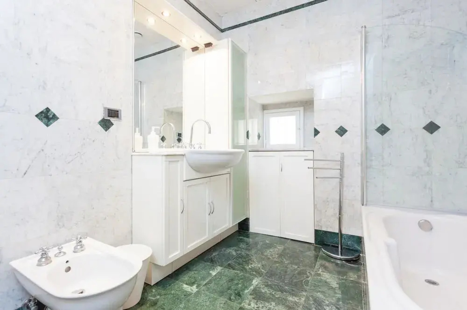 Al Maschio Angioino - Castel Nuovo