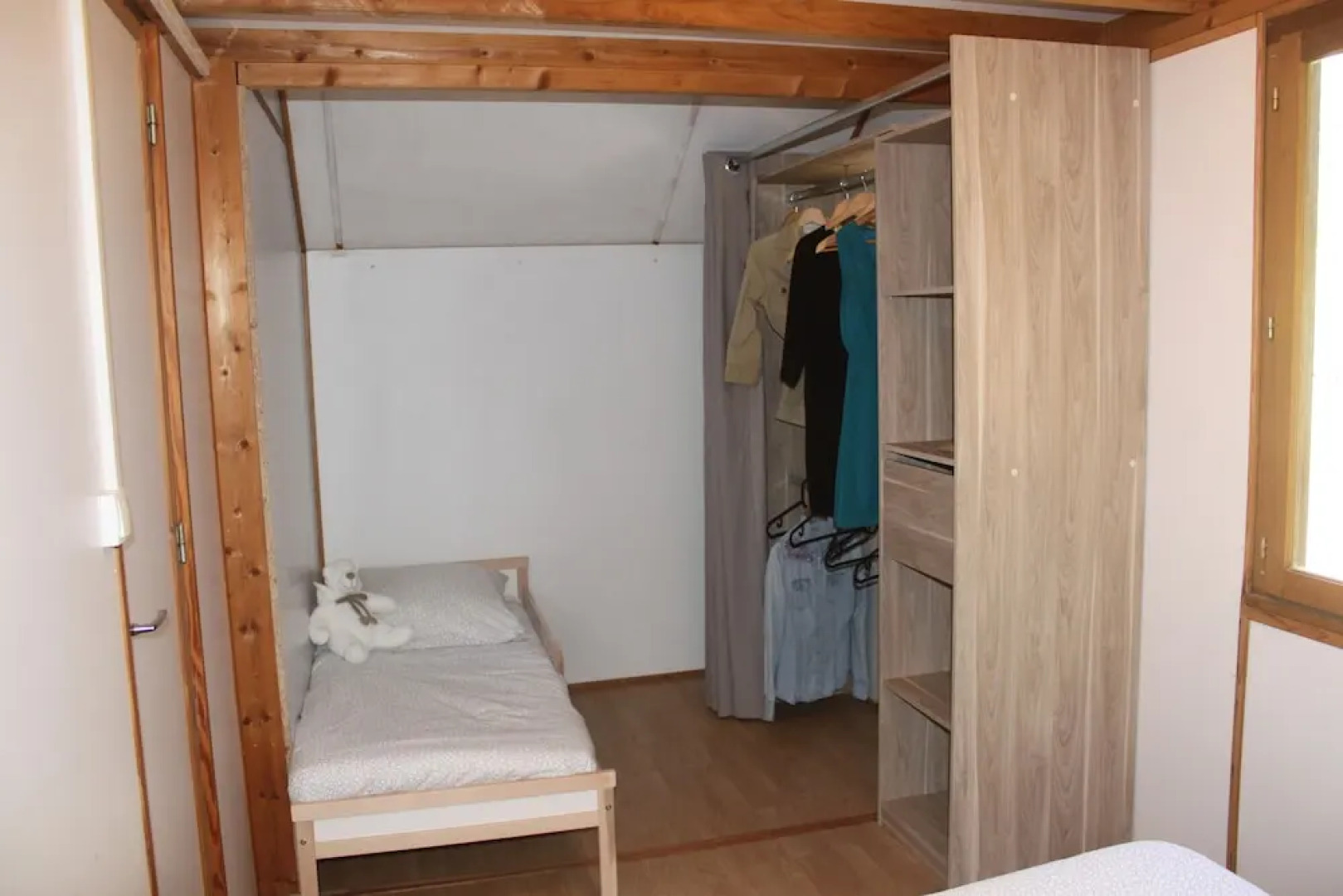 Camping Domaine de Senaud - Les Chalets