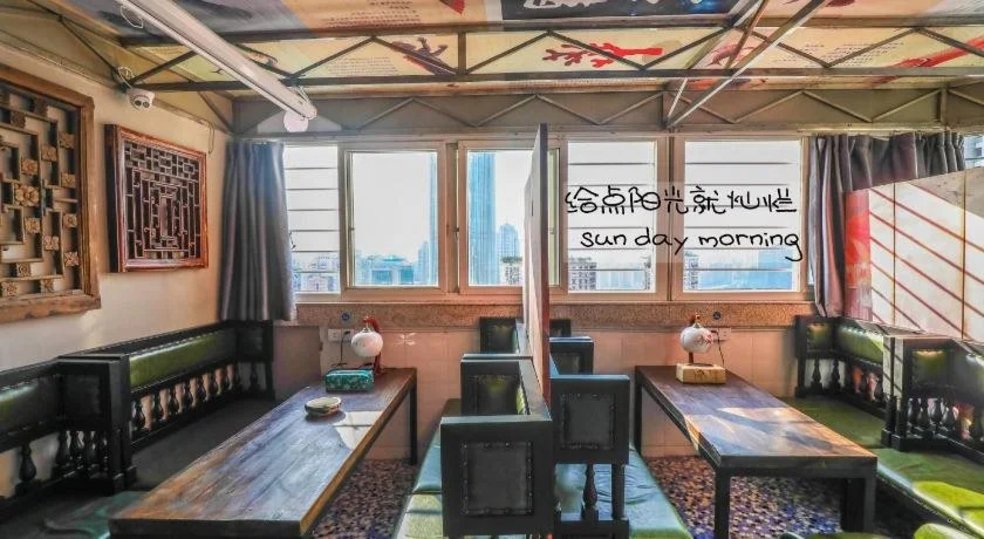 Only Cafe & Backpacker