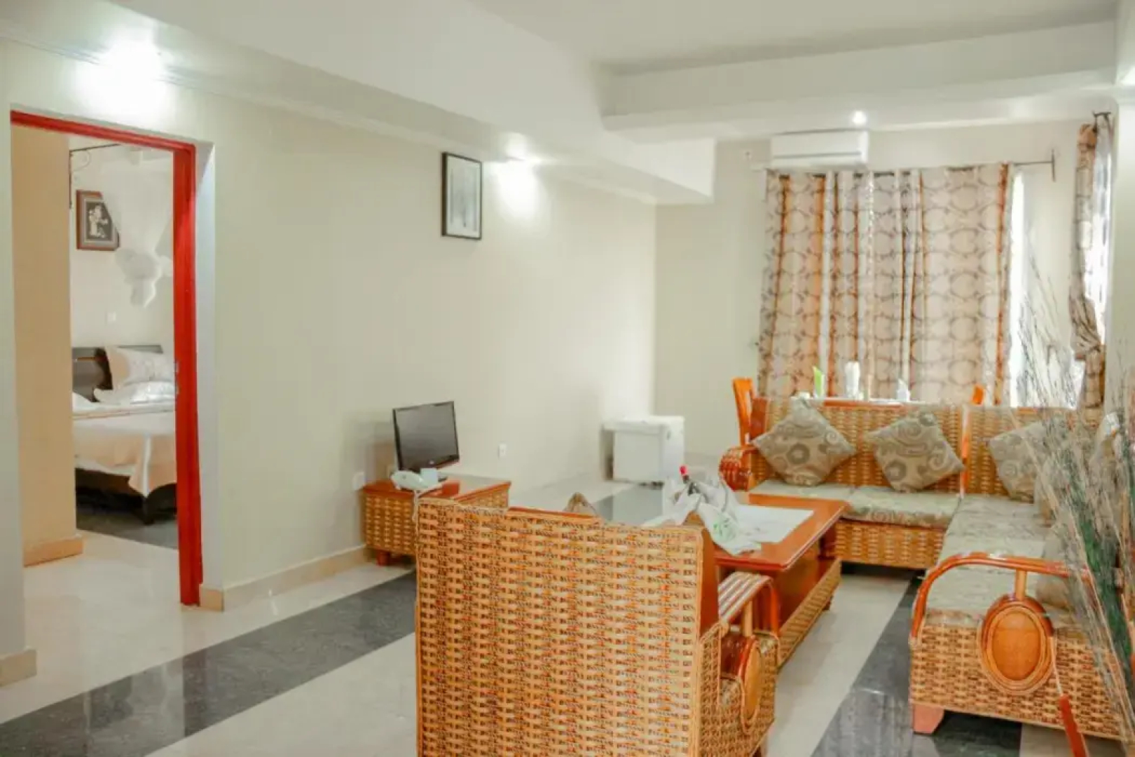 City Hill Hotel
