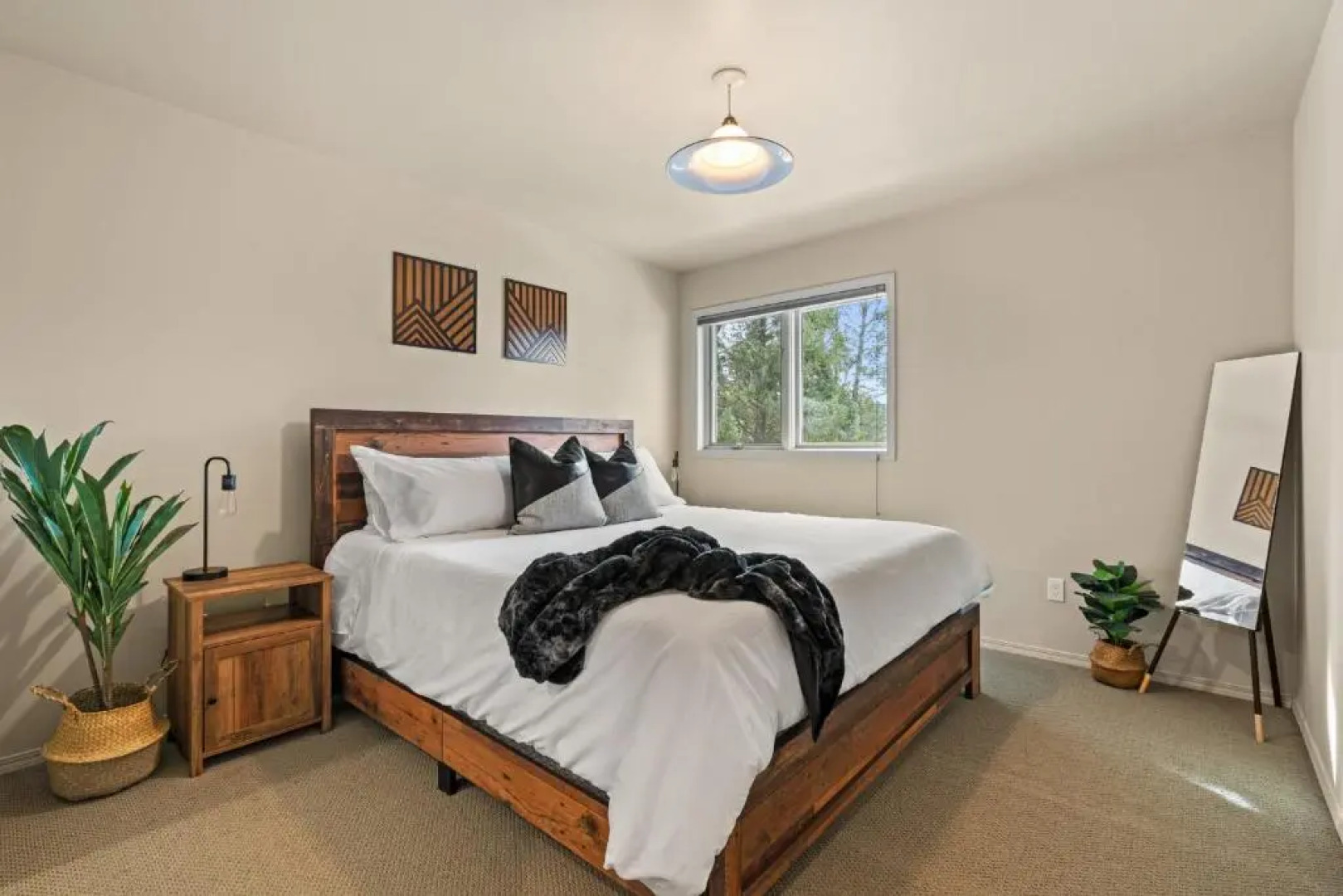 The Caribou Lodge I HotTub I Fireplace I Sleep16