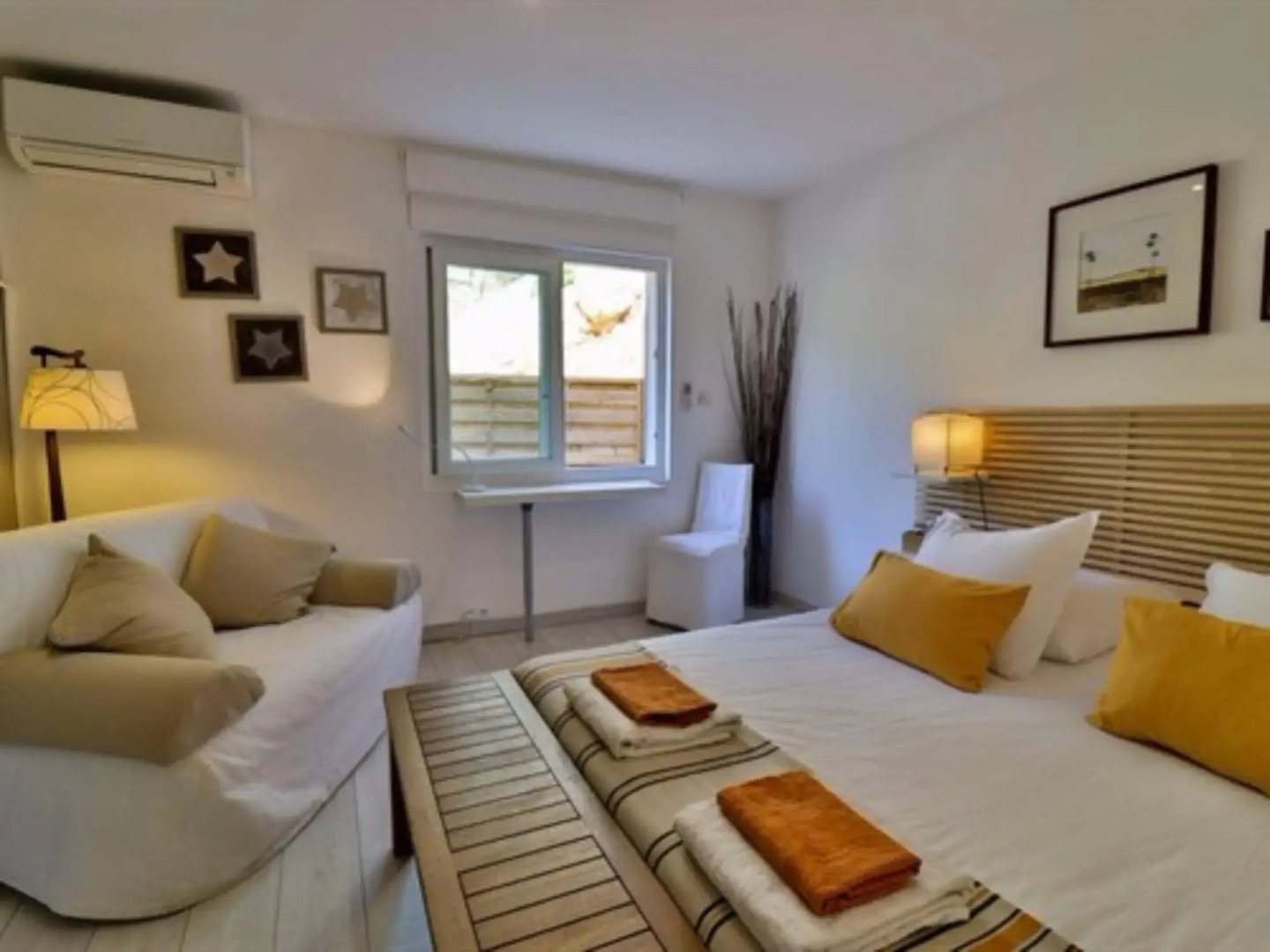 Les Chambres dHôtes du Grand Mornas