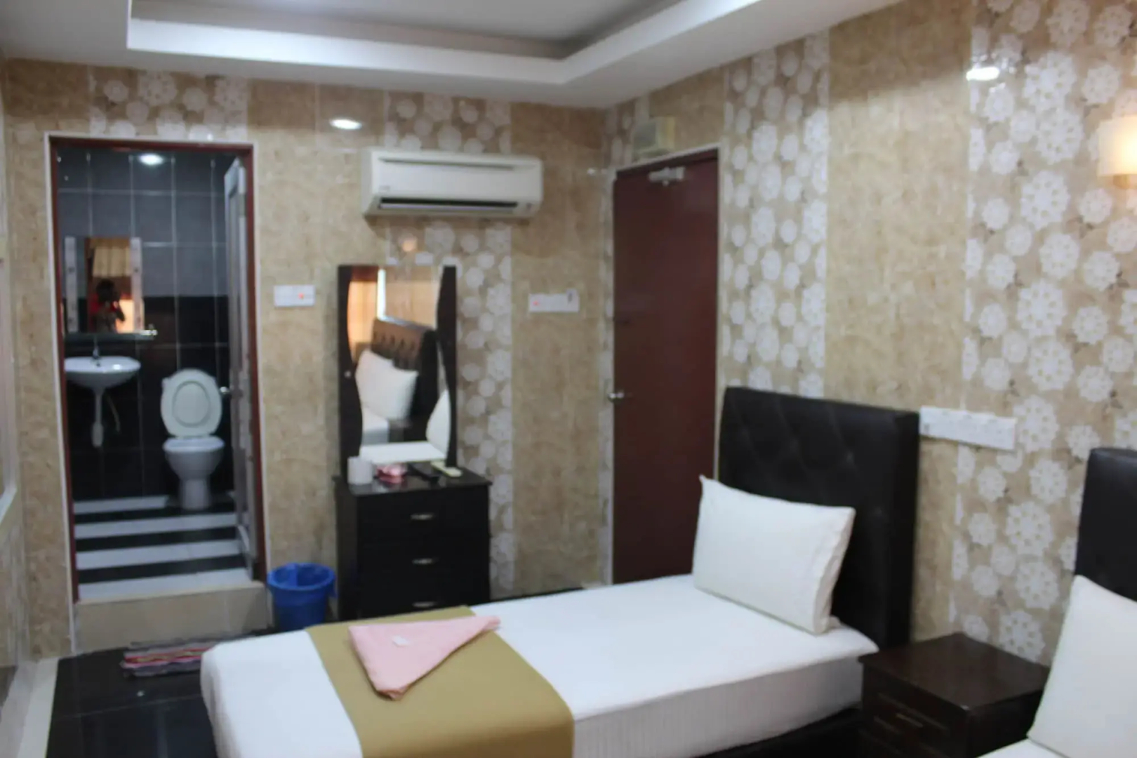 New Wave Hotel Melawati