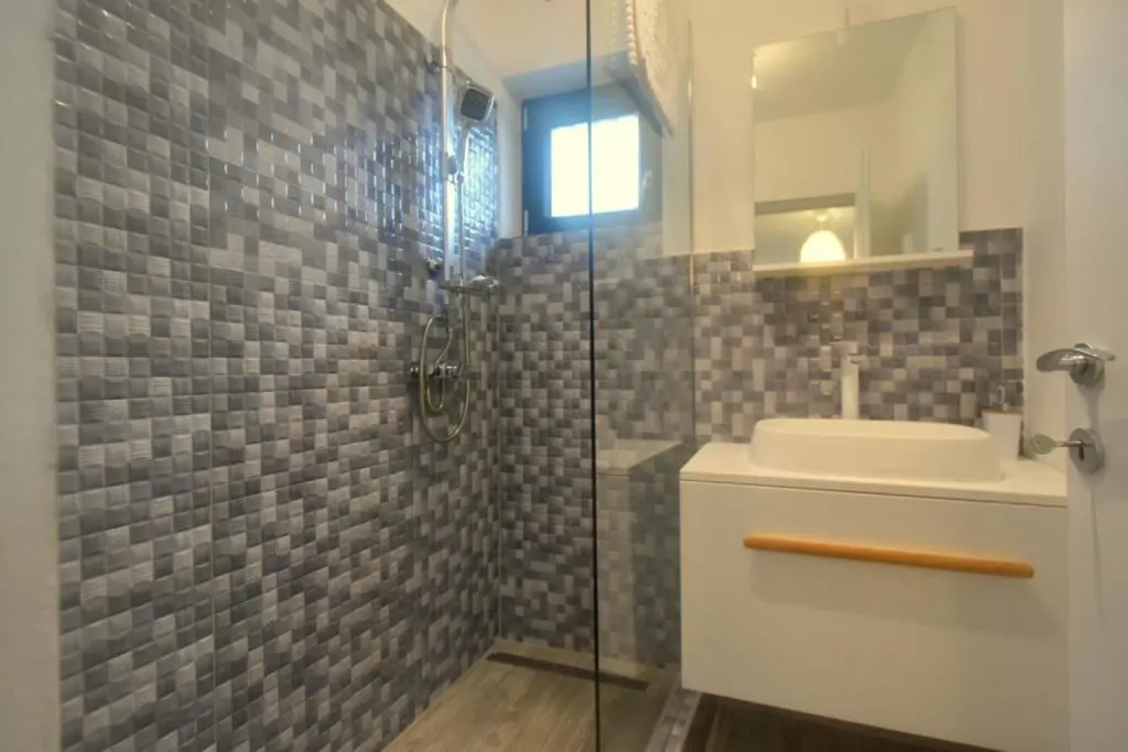 Neferprod Apartments - IS - CAM 05