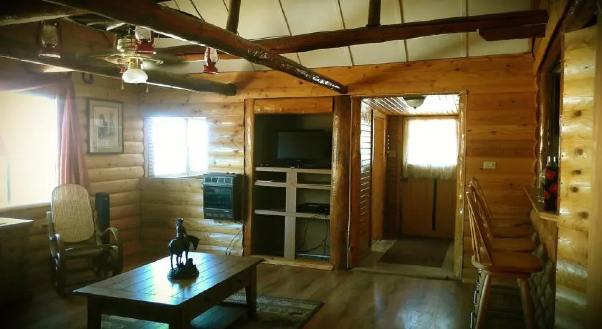 Wapiti Mountain Cabin