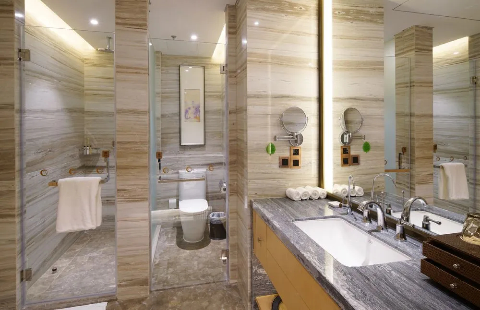 Qingshan Hotel Baotou（Yingbin Building）