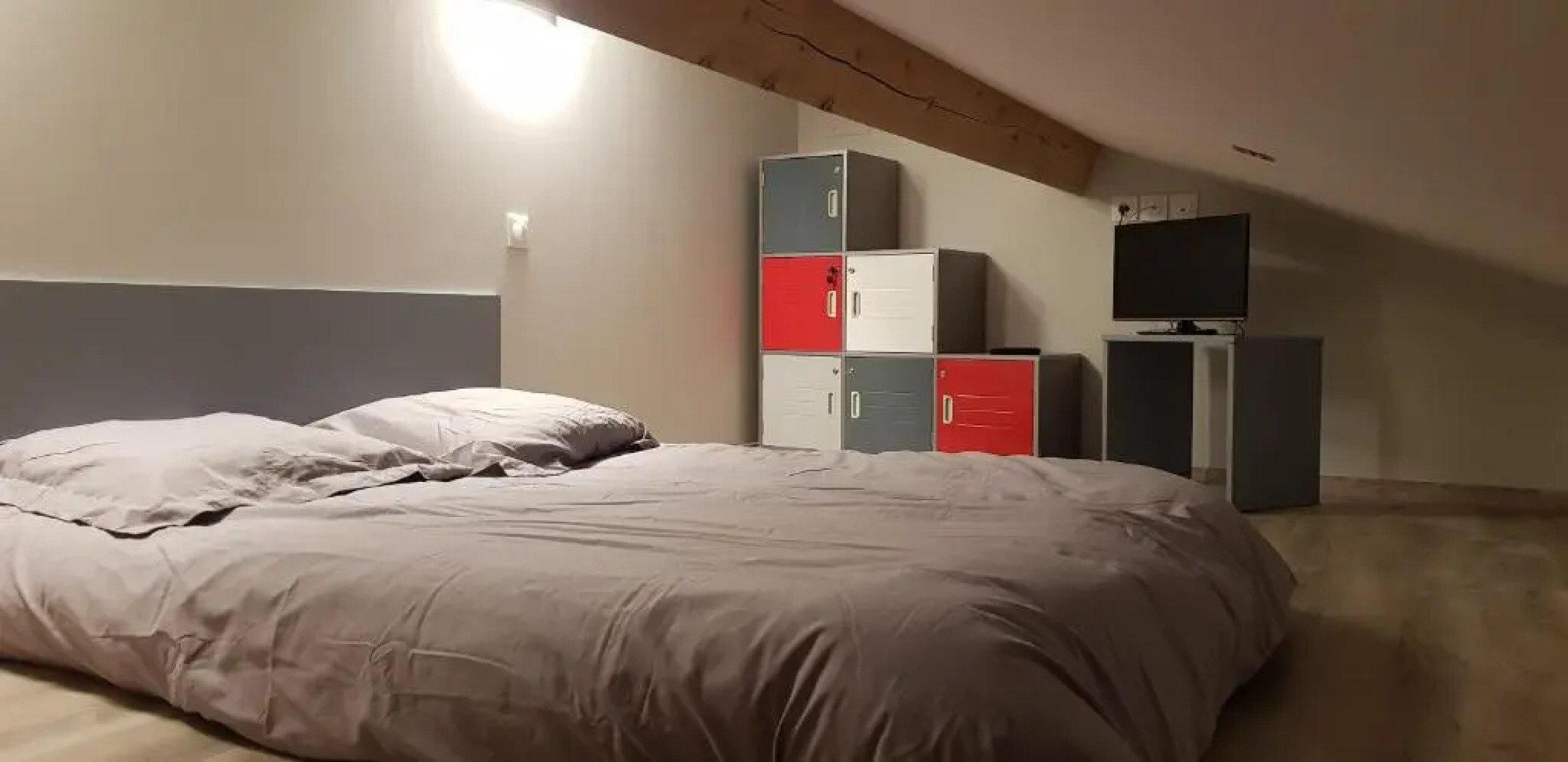 Grange de Caractere En Pierre Al Badiu