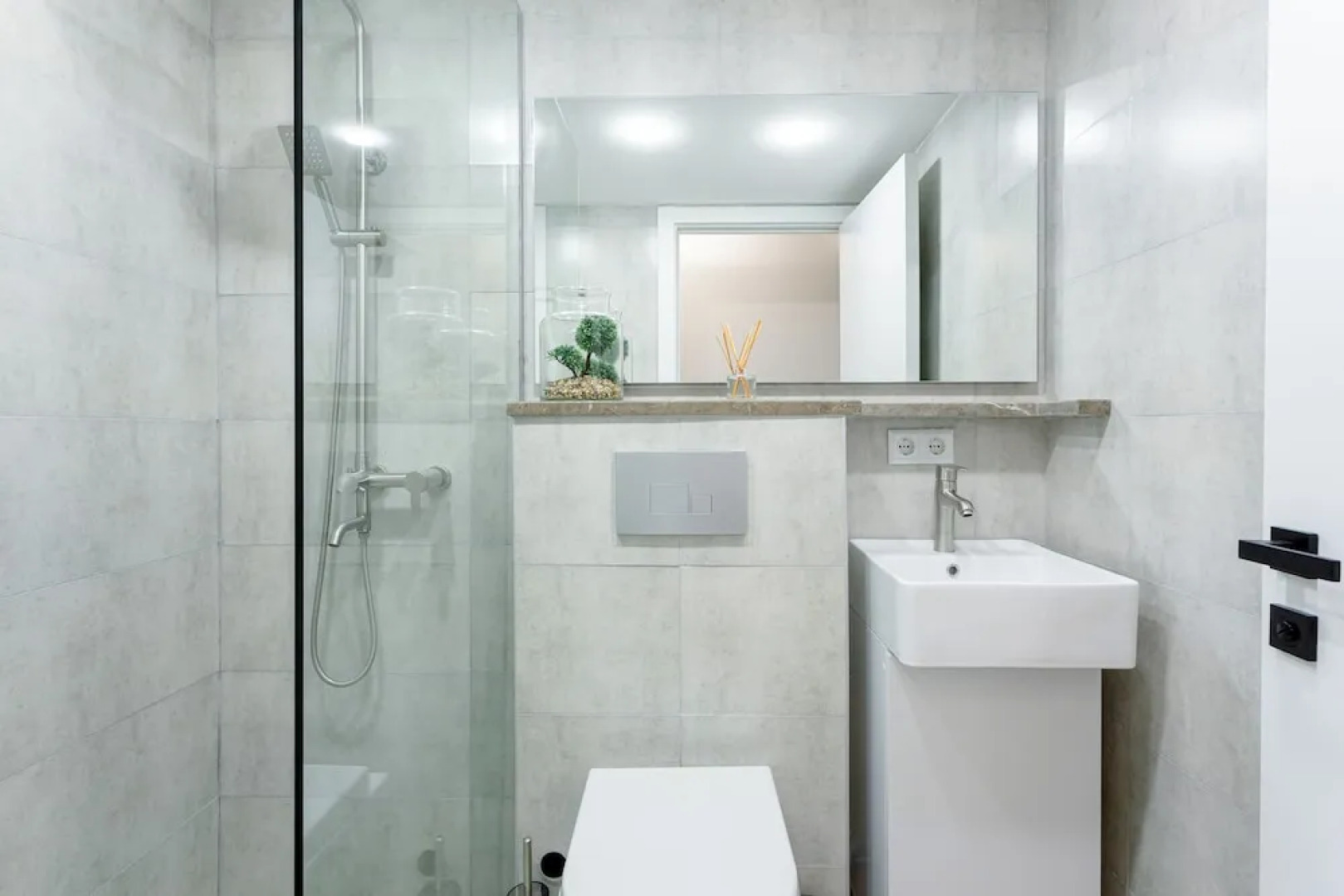 Отель The Tbilisi Pod