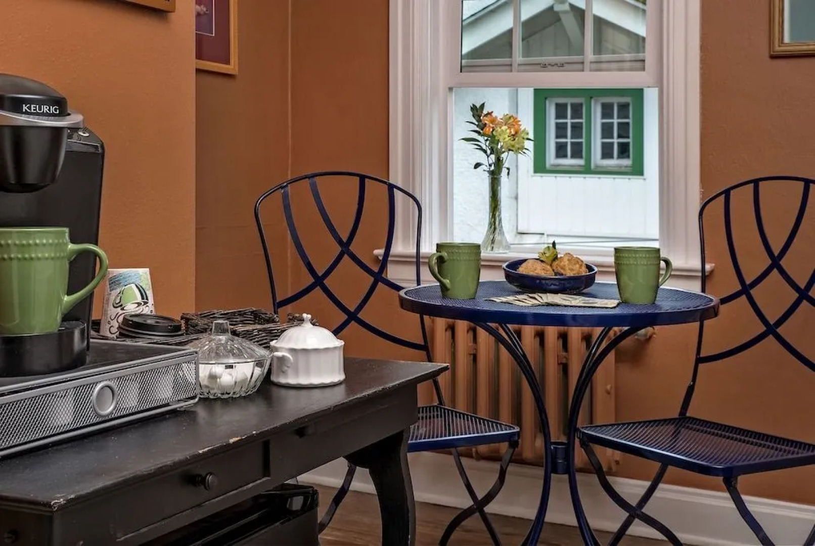 Baker City Blue Door Inn