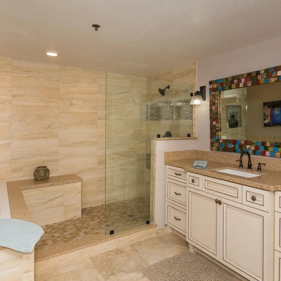 Surf Racquet Corner Unit Best Views in Building Sr701