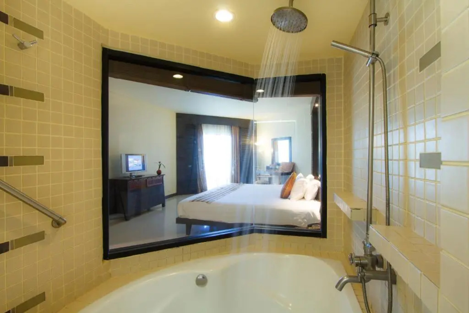 The Nouveau Chumphon Beach Resort & Golf