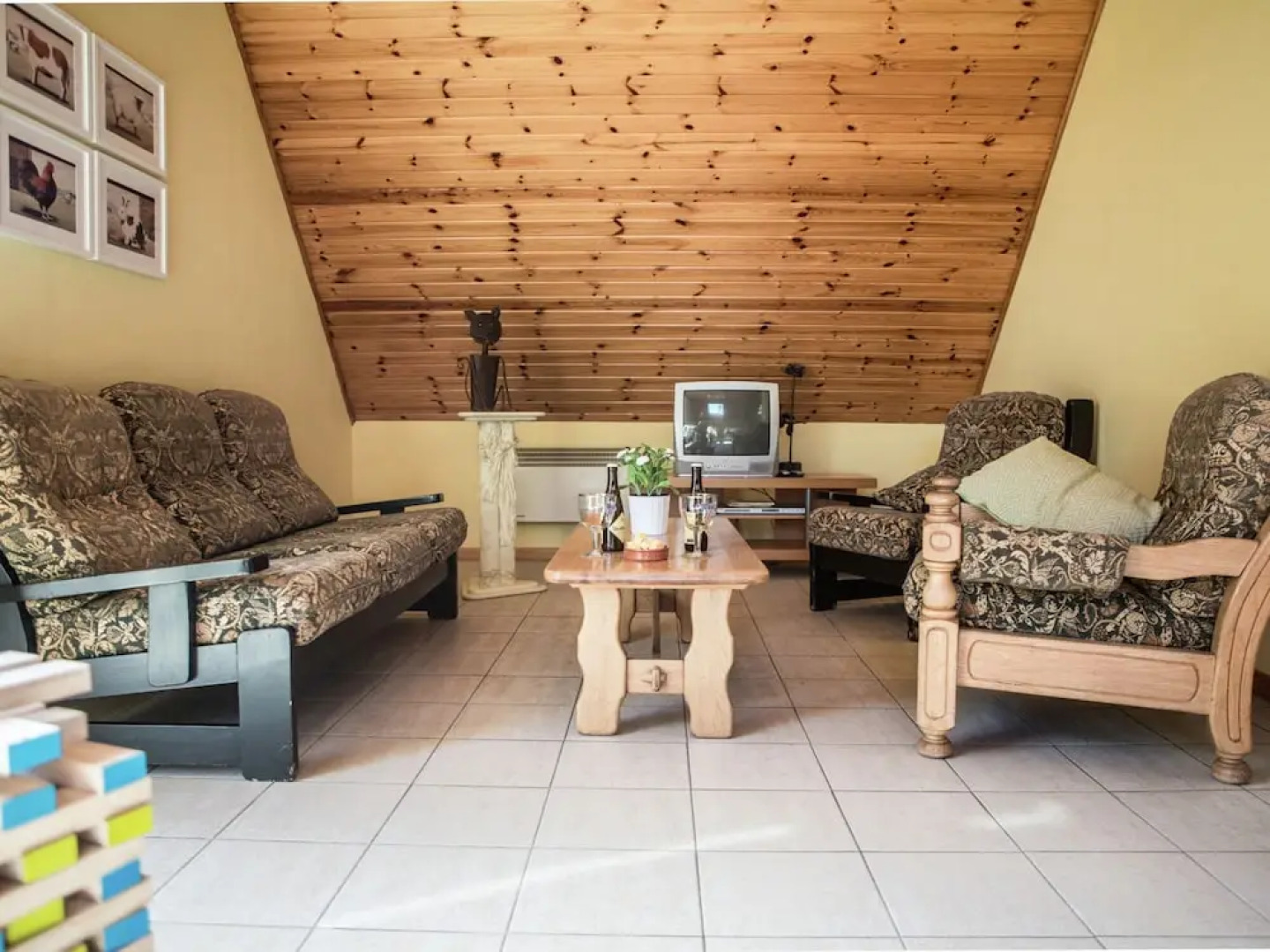 Spacious, Atmospheric Upper Floor of a Farmhouse With Garden