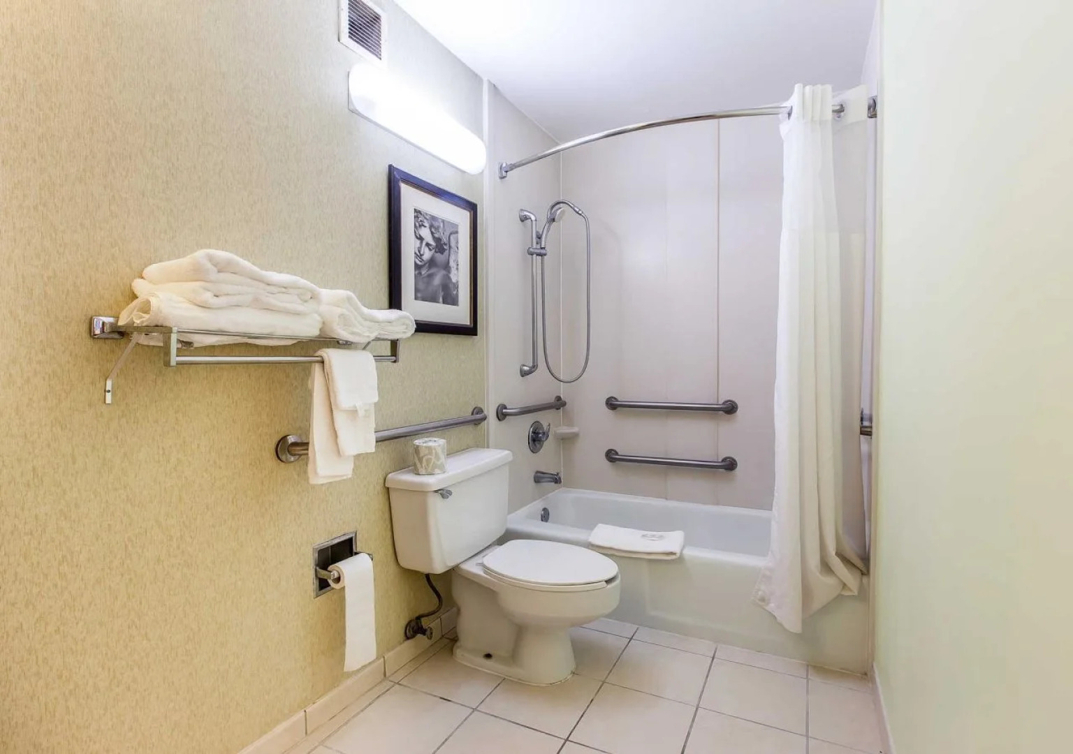 Clarion Inn Brunswick