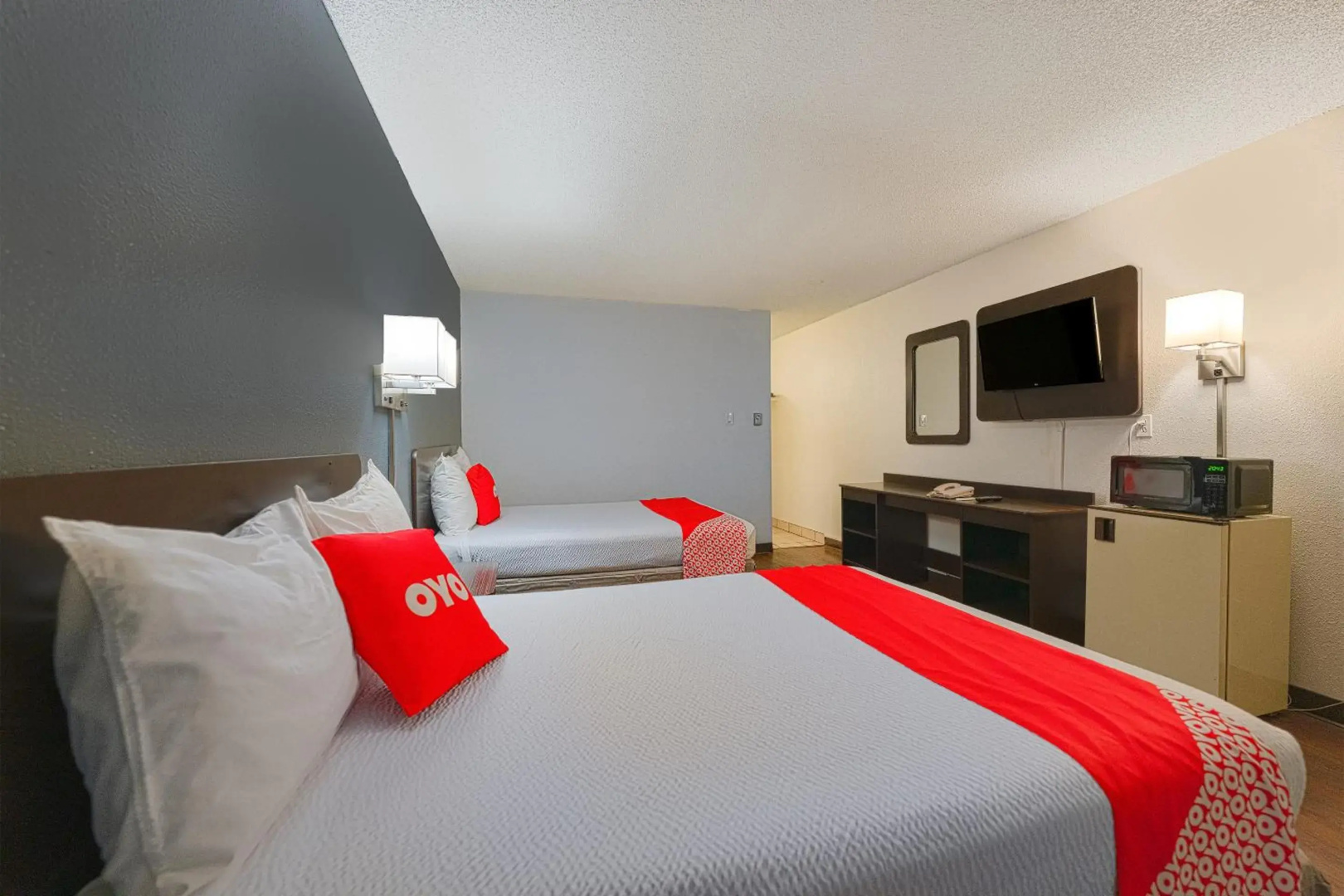 OYO Hotel St. Helens, OR