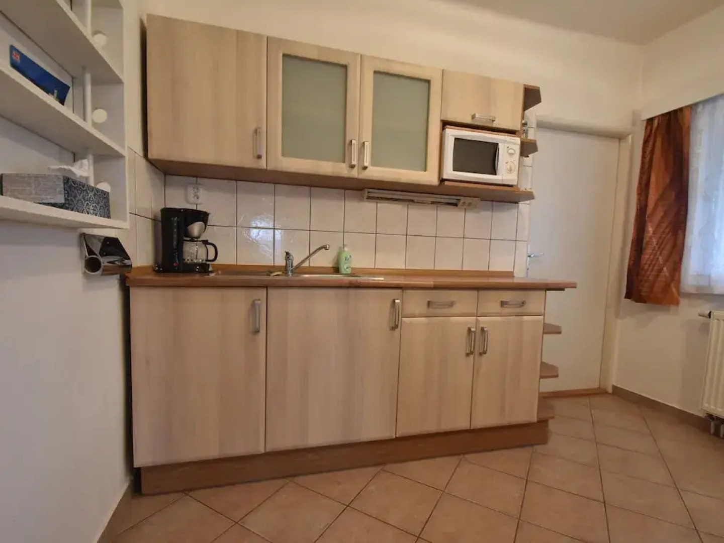 Serene Holiday Home in Mladé Buky with Private Pool and Trampoline