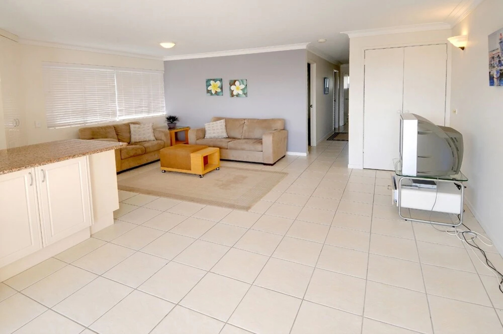 Maui 6 - 2 BDRM Apt on Parkyn Pde