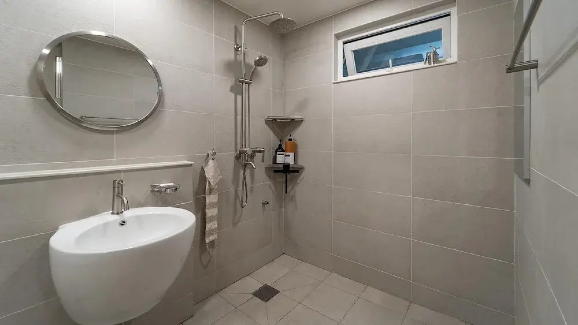 Geumsan Lalaland Caravan