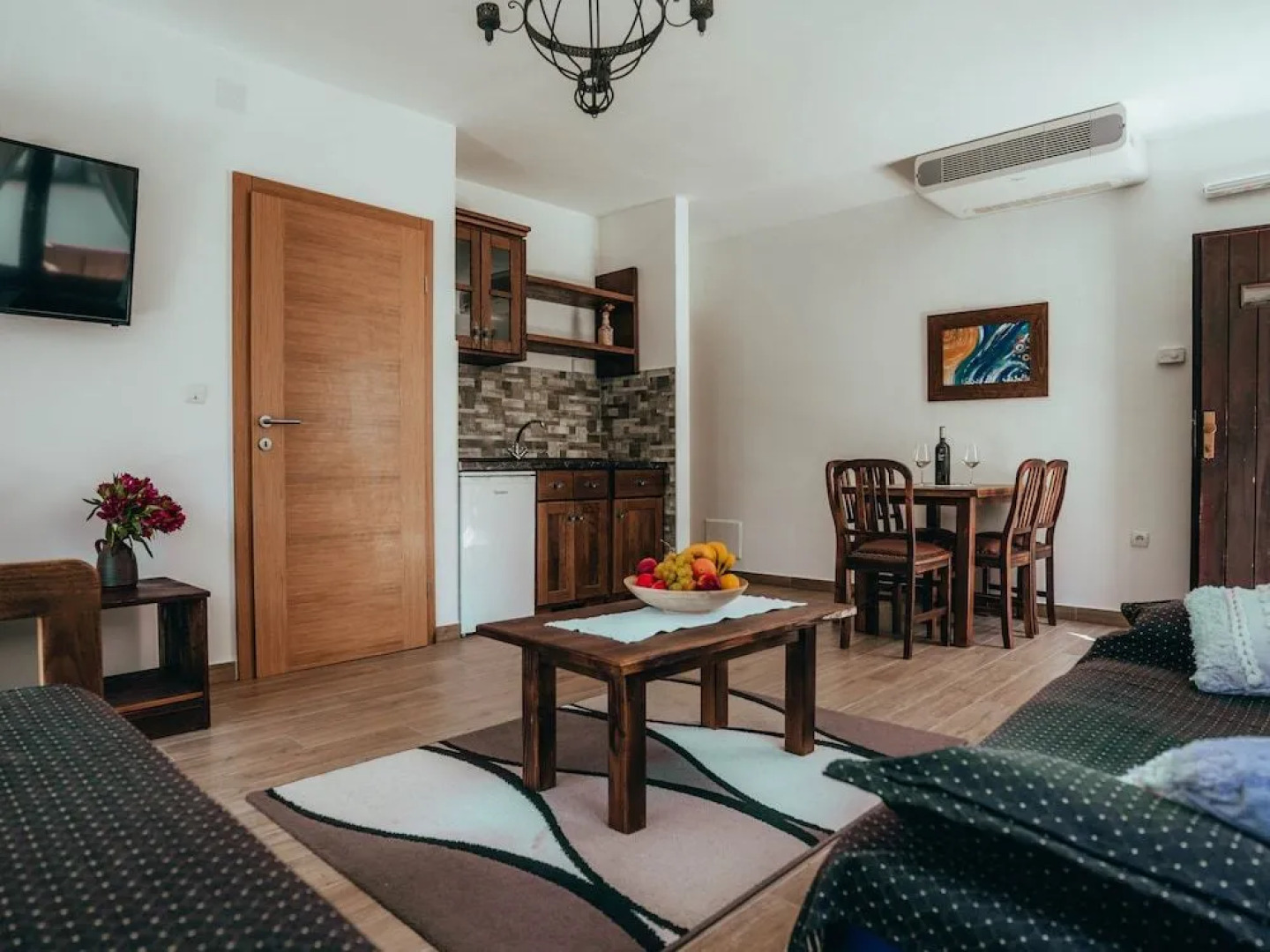 Apartments Etno Garden