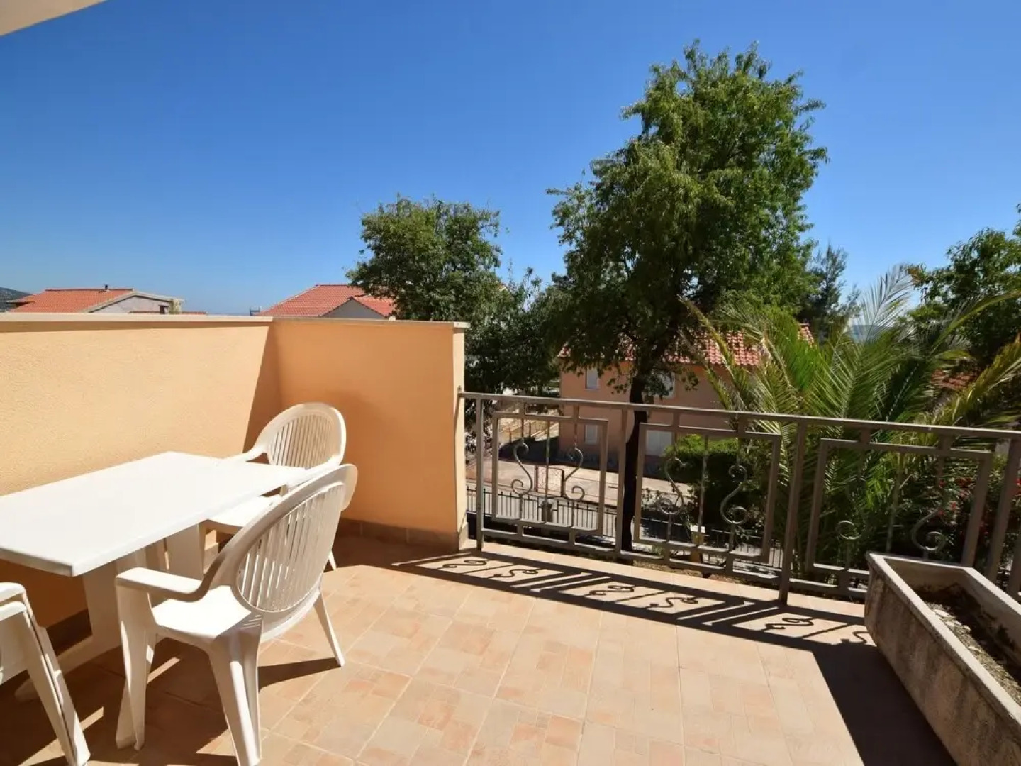 Meridiana Stankovi i