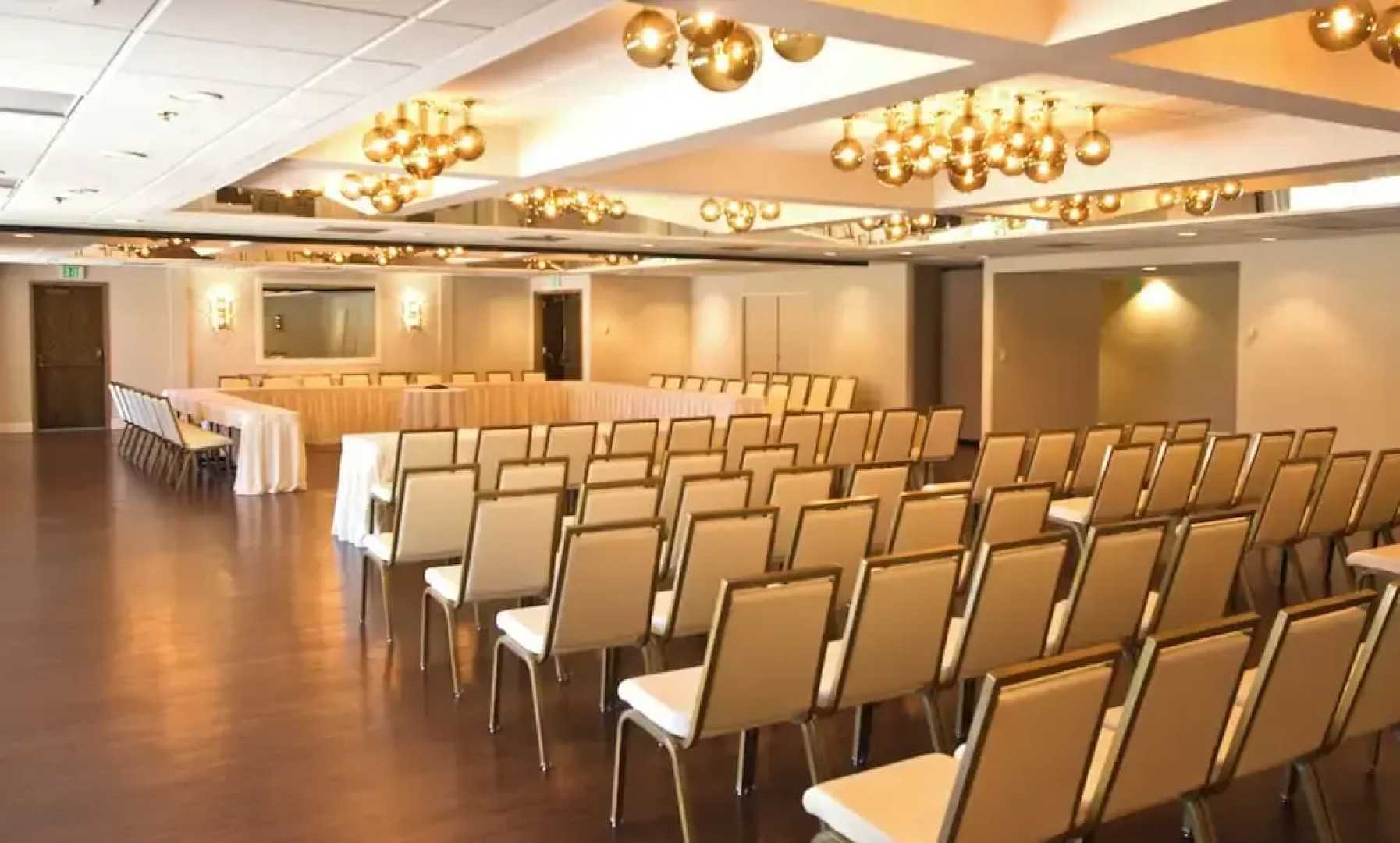 Ashland Hills Hotel & Suites (ex. Village Suites At Ashland Hills)