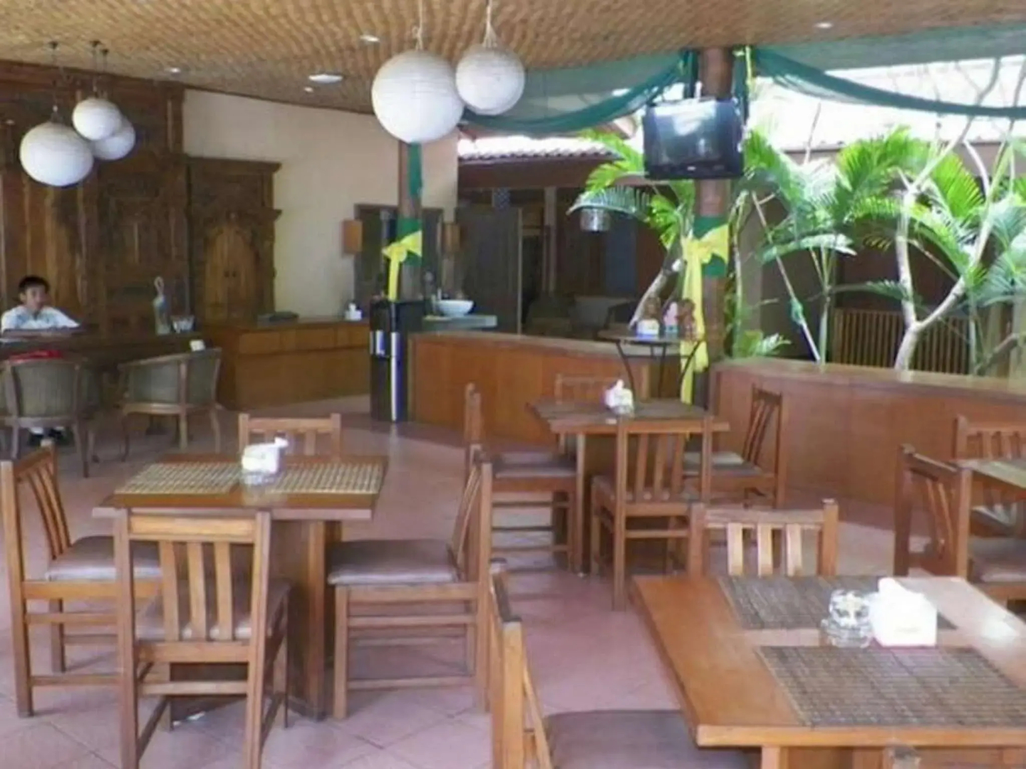 Nyiur Indah Beach Hotel