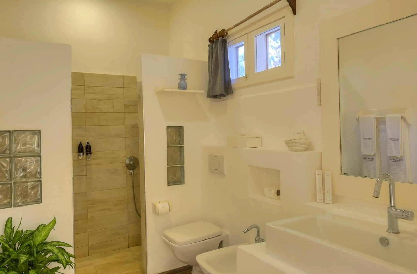 Diamonds Mapenzi Beach - Все включено