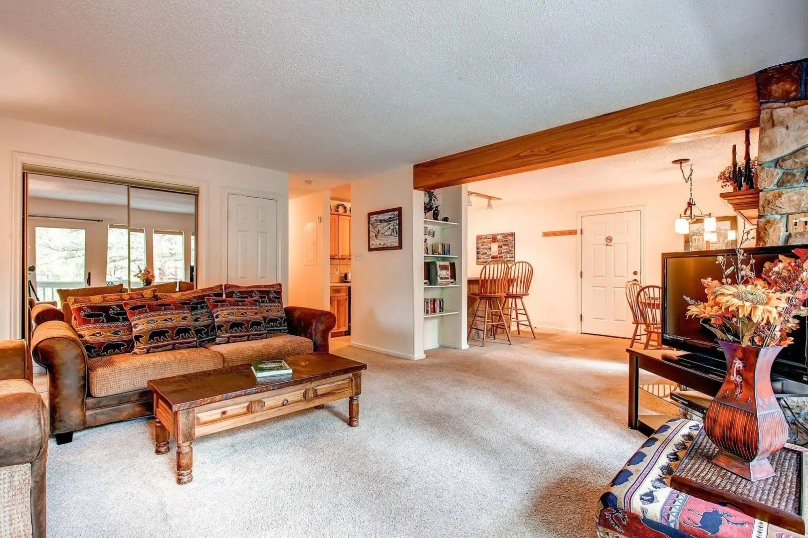 Tannenbaum Condominiums by Ski Country Resorts