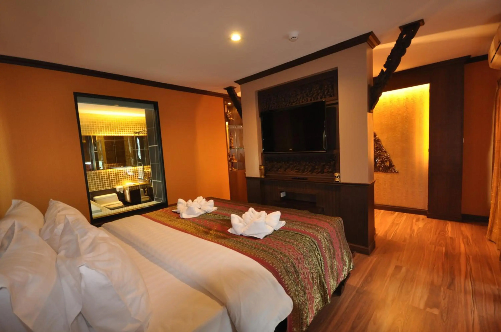 Chalelarn Hotel