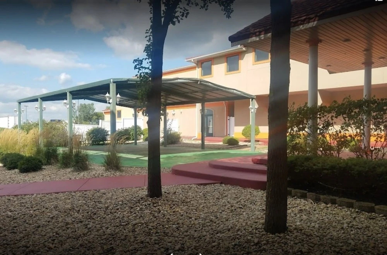 Comfort Inn & Suites At I-74 And 155