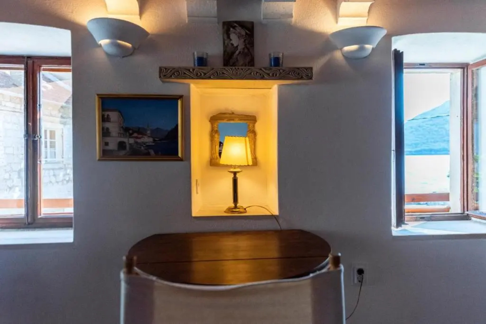 Charming Bohemian house in Perast