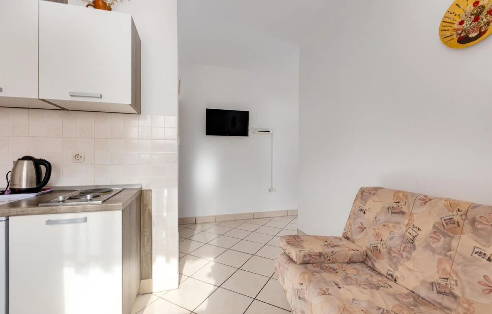 Beautiful Home in Rasopasno With Wifi and 1 Bedrooms