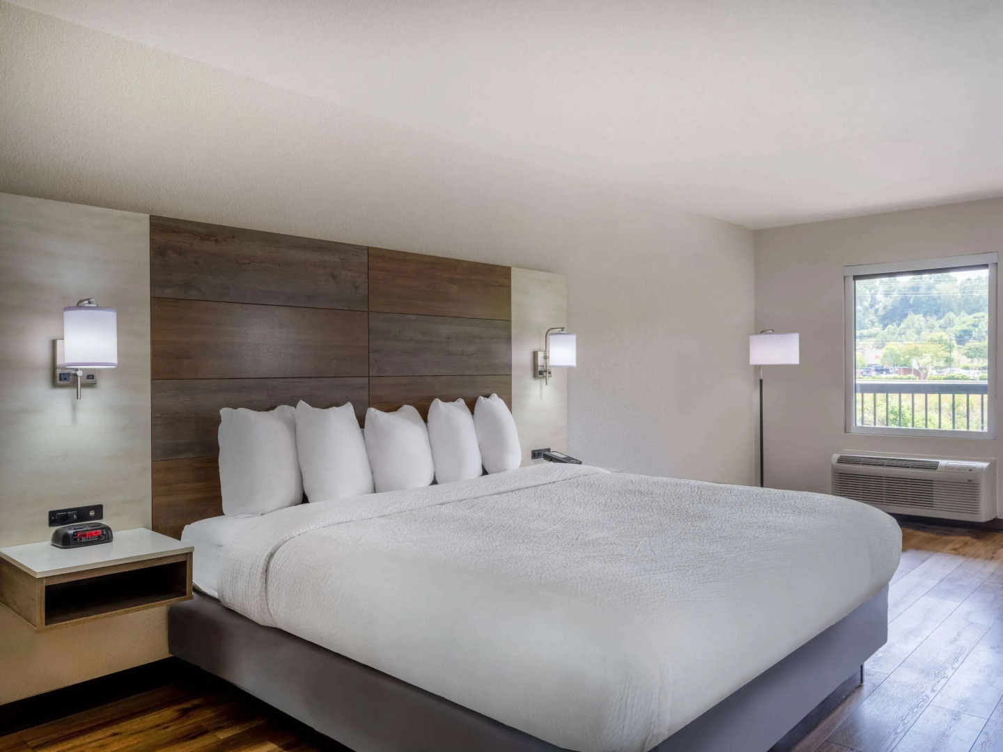 Days Inn by Wyndham Clemson