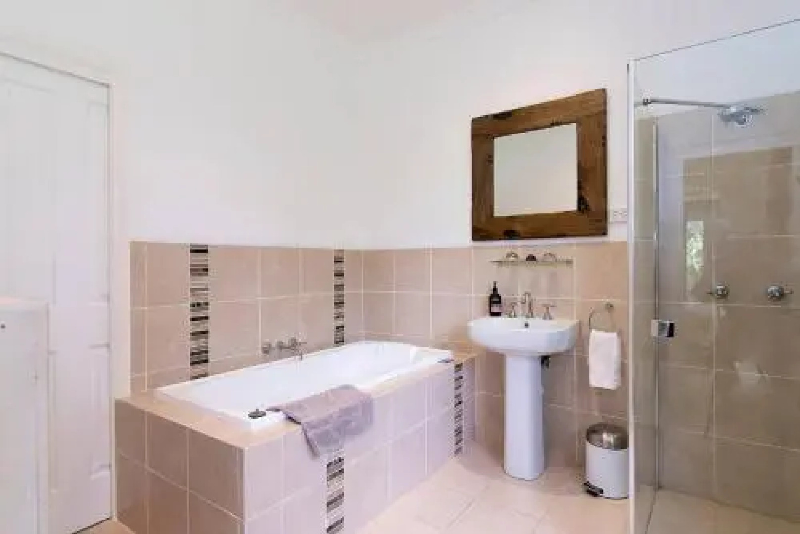 Big Love - Byron Bay Hinterland