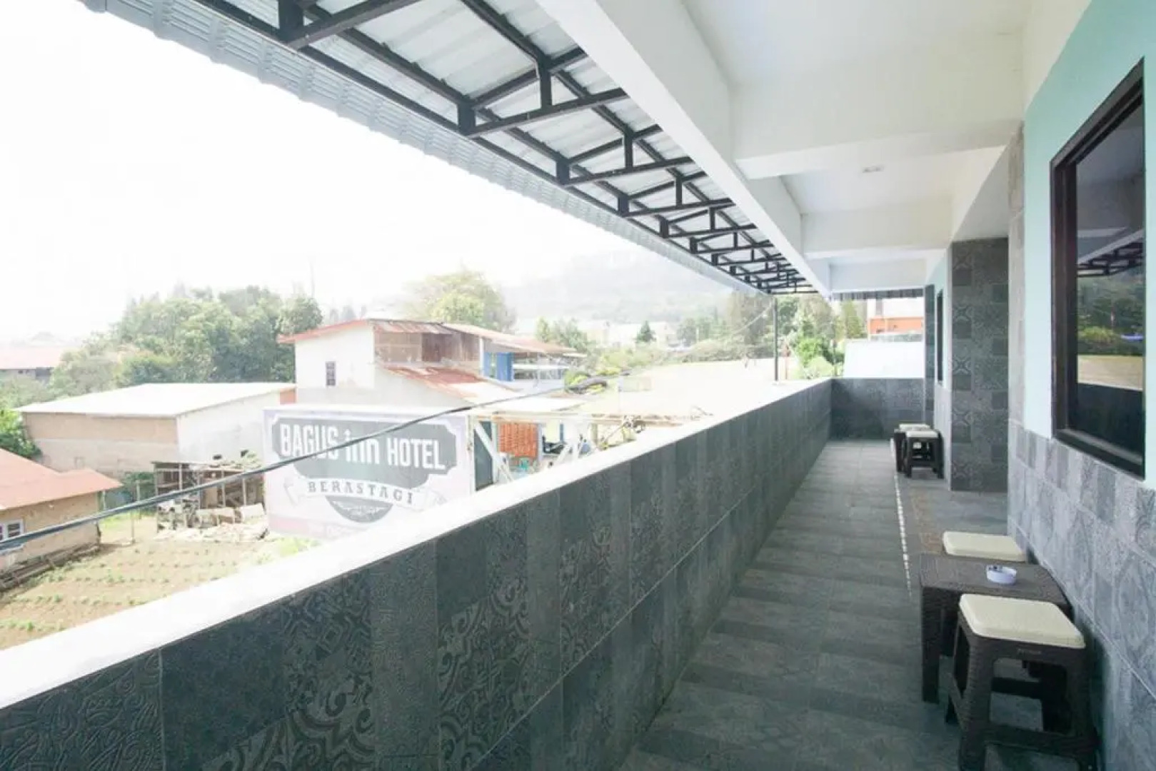 RedDoorz near Mikie Holiday Funland Berastagi