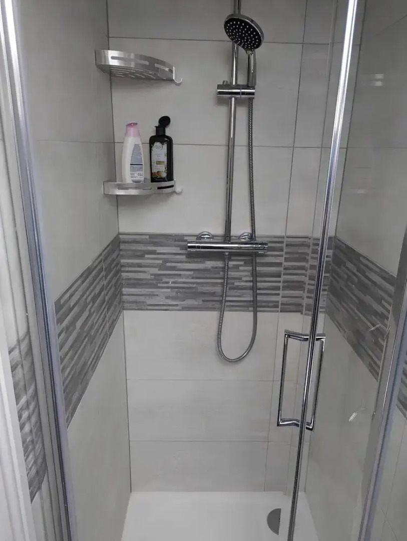 Private Rooms in a Peaceful Neighborhood