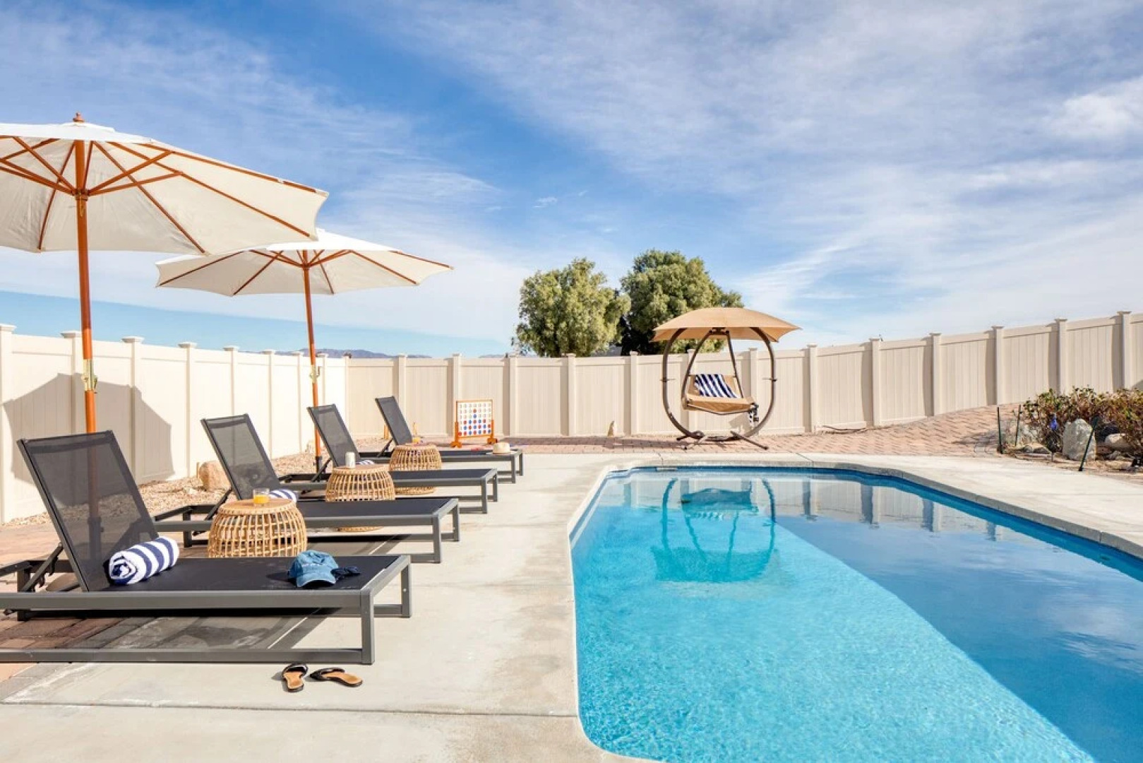 Salton by Avantstay Luxury Desert Estate w/ A Gorgeous Interior, Pool, Patio & Ping Pong!