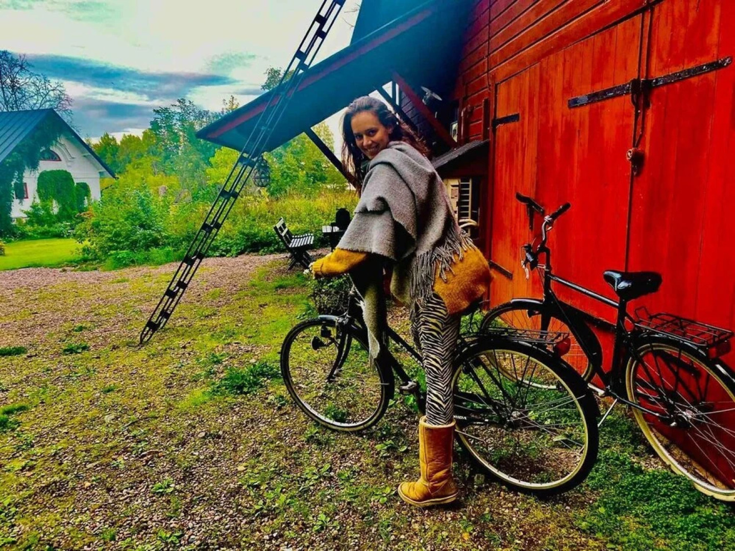 Romantic Spa Villa With Fireplace by the Lake