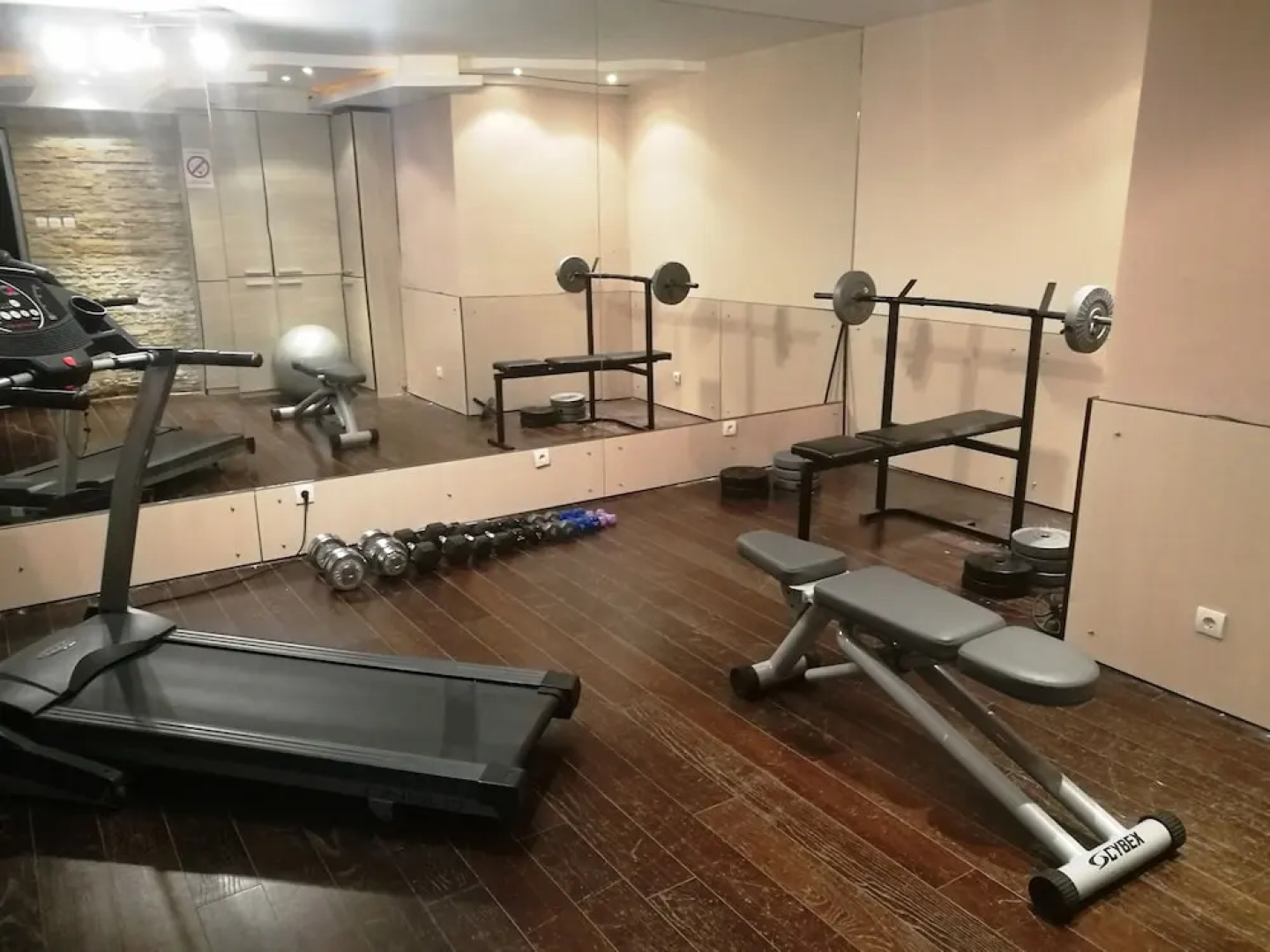 Apart Hotel & Spa Zoned