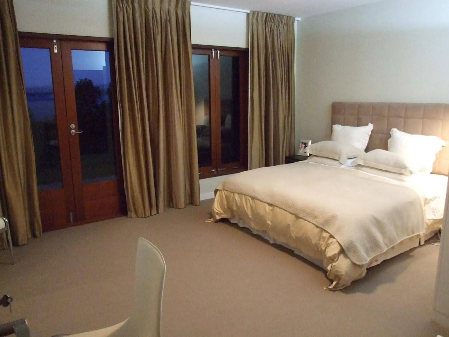Wellesley Lodge Pukawa Bay
