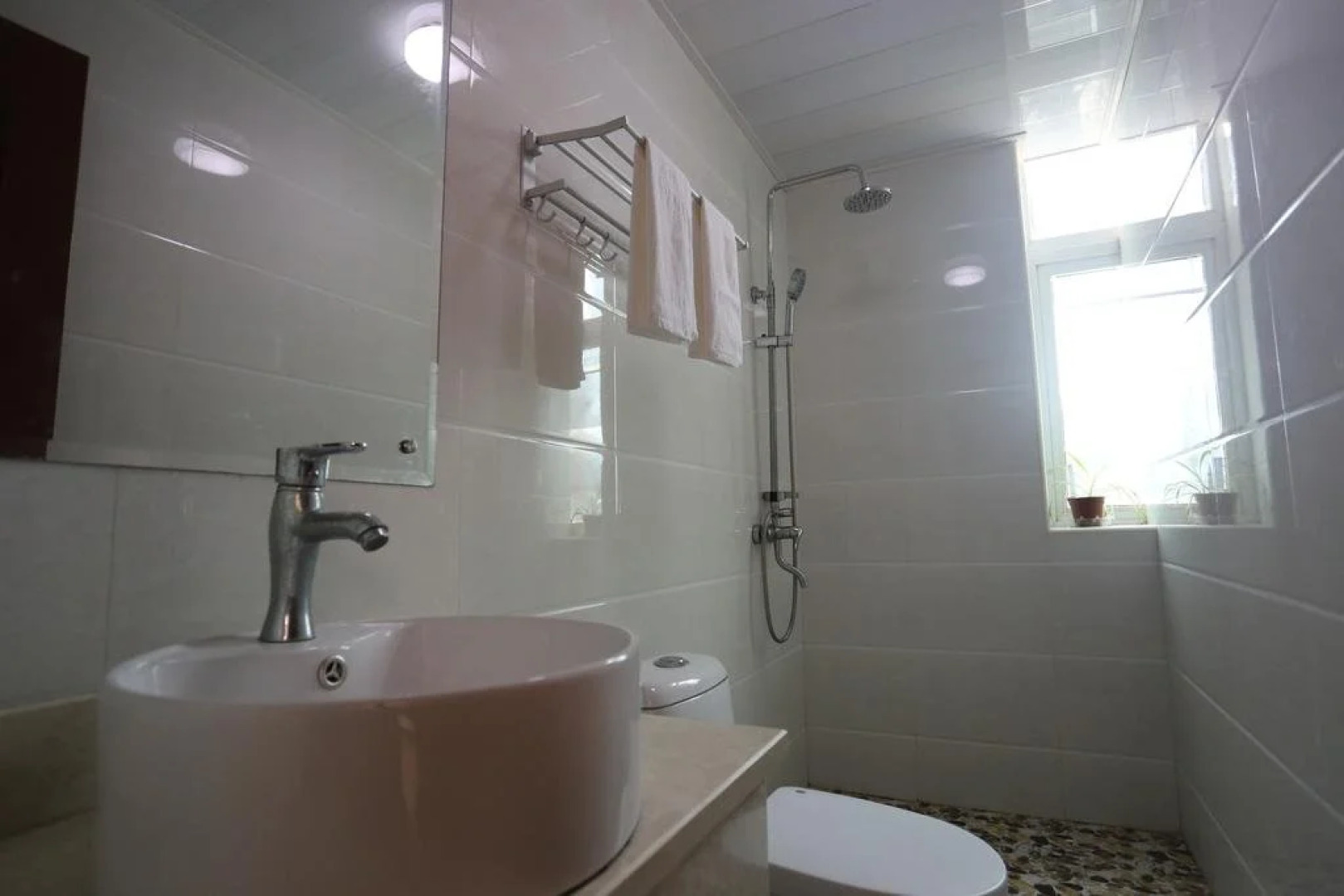 Shengsi Hai Le Zhi Jia Hotel