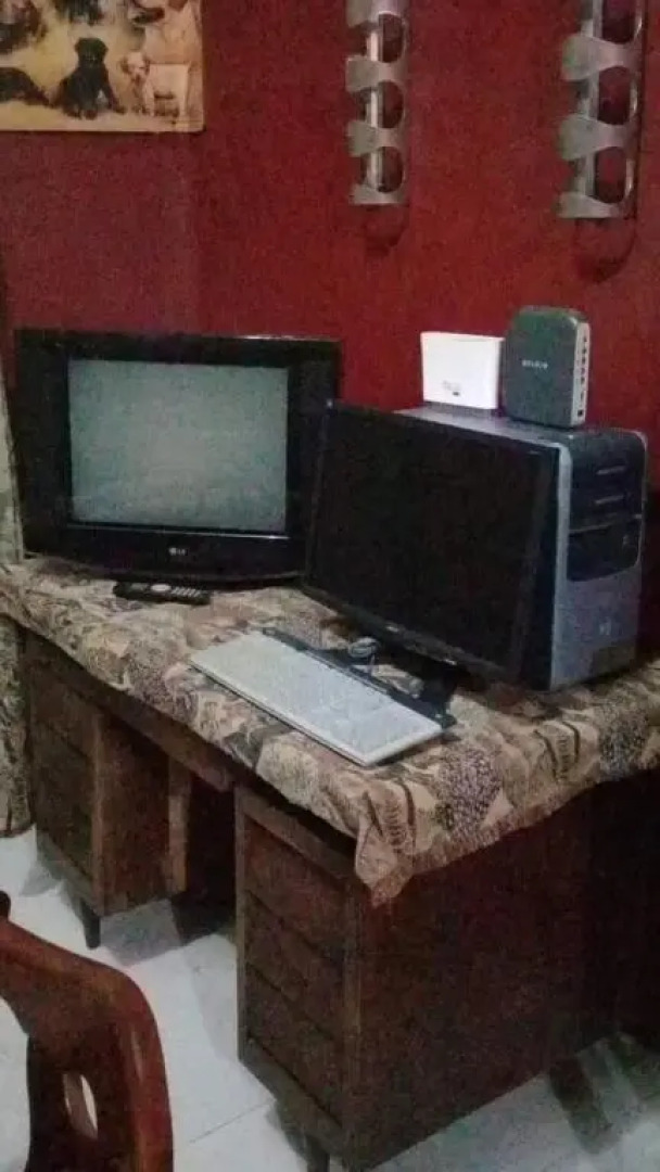 John's M Den Tagaytay City