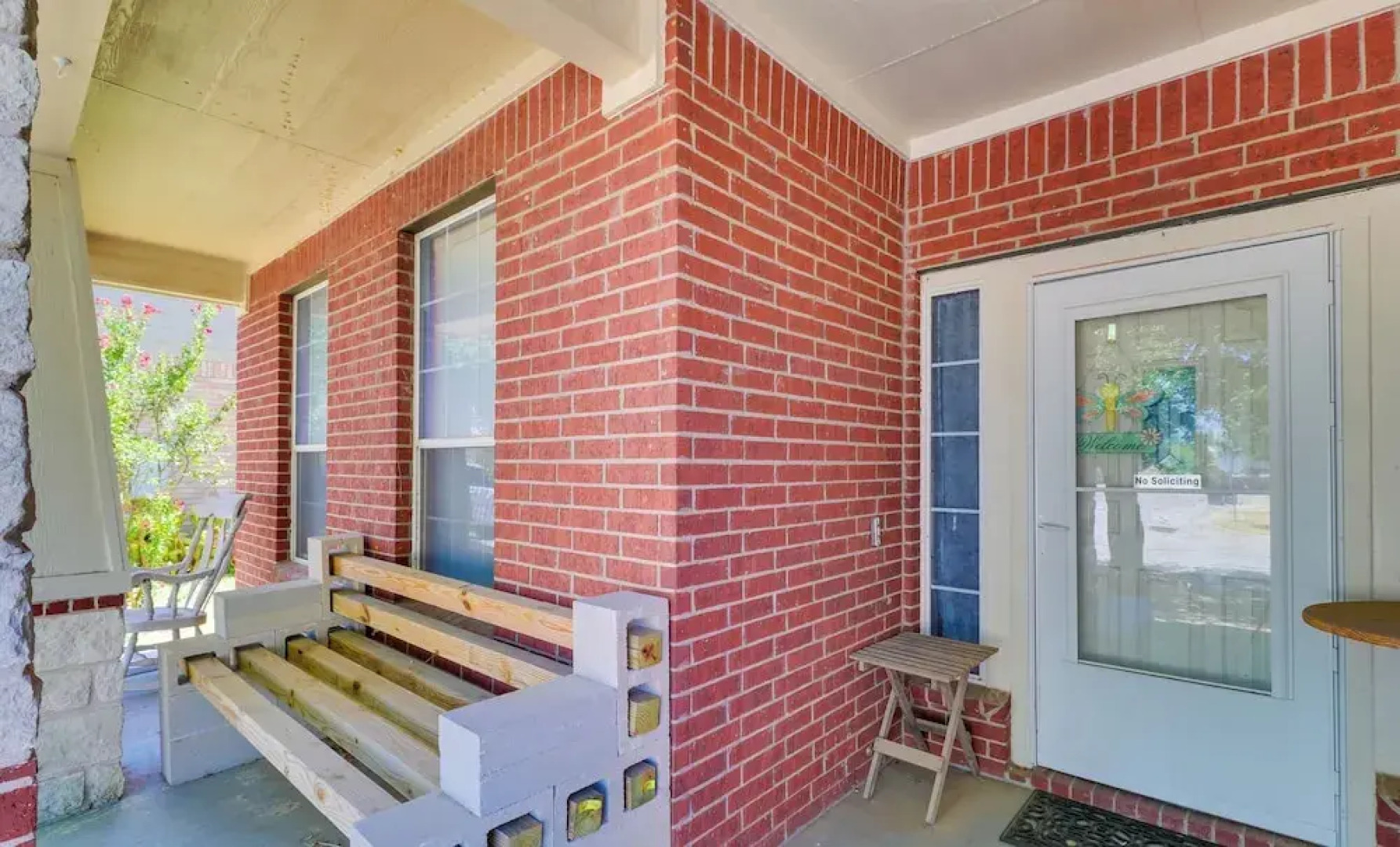 Pet-friendly Austin Area Home w/ Outdoor Oasis