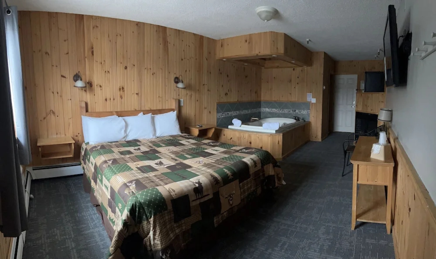 Maine Woods Inn at Vacationland Inns