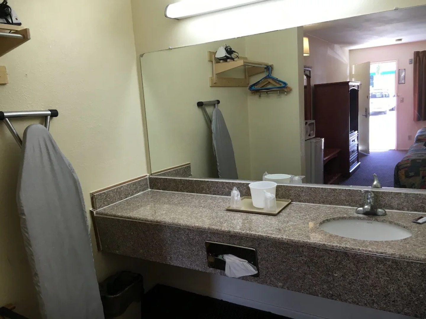 Economy Inn - Ontario Airport/Chino