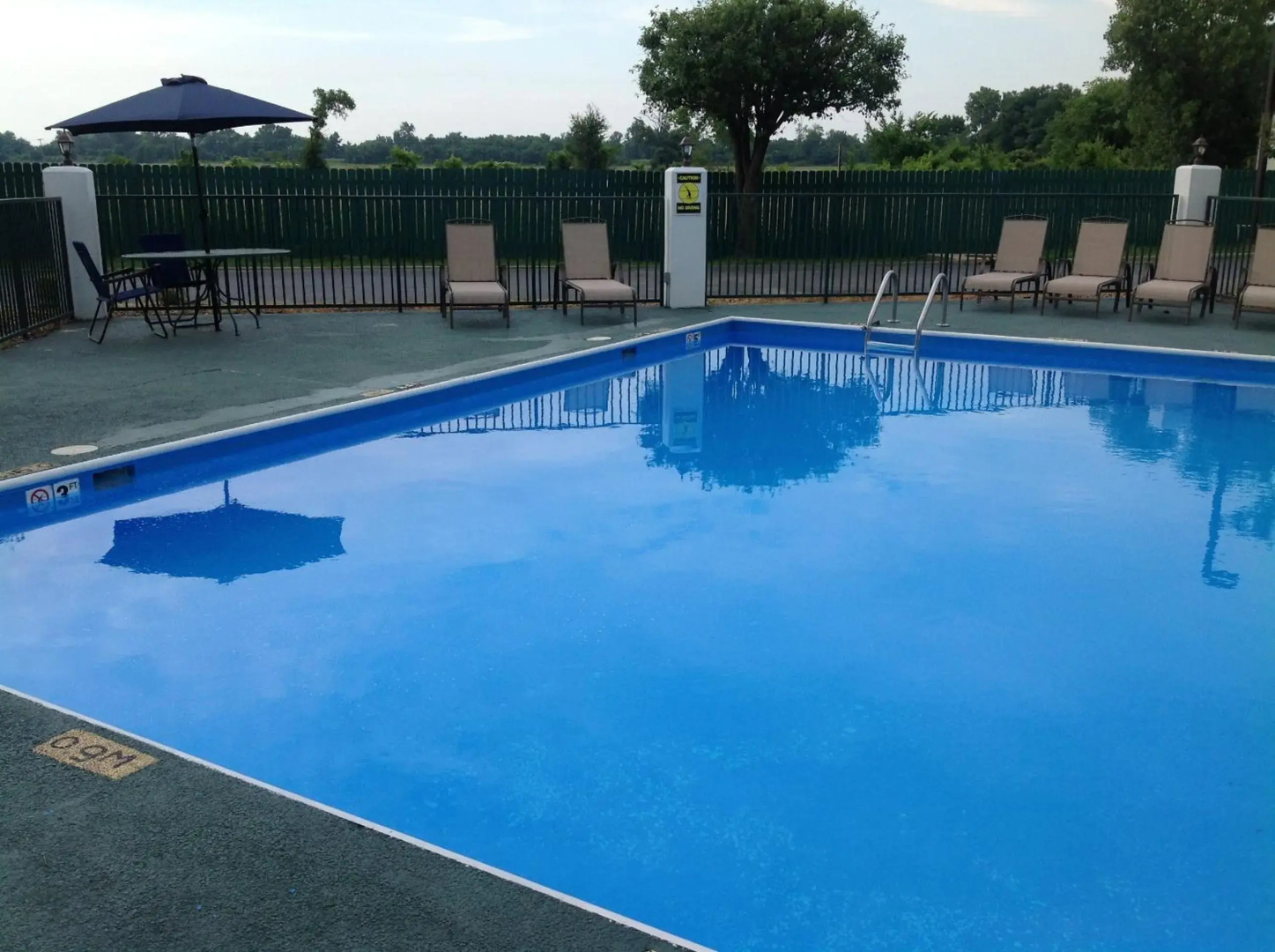 Hallmarc Inn & Suites of West Memphis